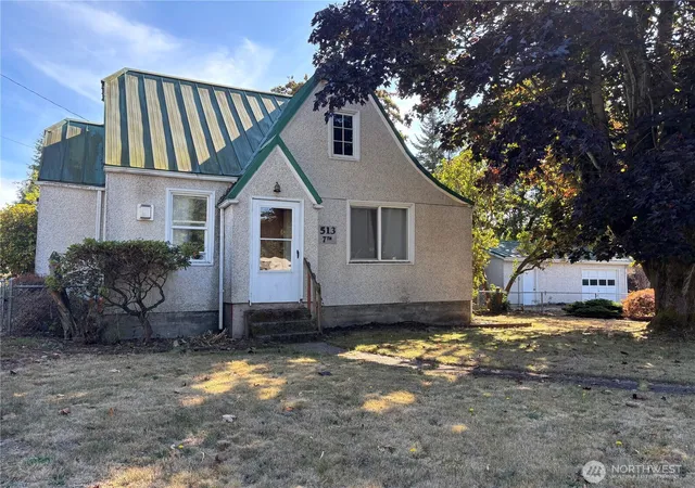 Photo 3 of Single family home for sale at 513 7th Street, Lynden, WA 98264 | MLS# NWM2586369 | Listing updated on 2026-09-24