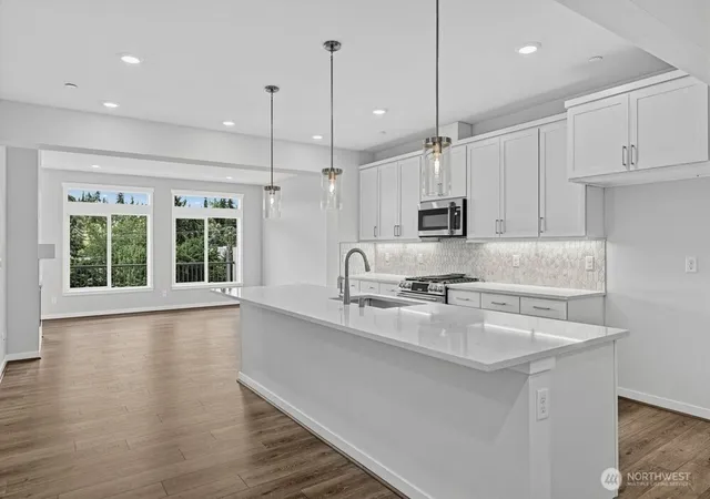 Photo 3 of Townhouse for sale at 13202 Ne 127th Court #D, Kirkland, WA 98034 | MLS# NWM2586370 | Listing updated on 2026-10-02