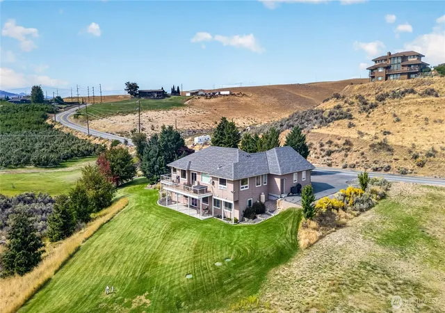 Photo 1 of Single family home for sale at 2350 10th Street Ne, East Wenatchee, WA 98802 | MLS# NWM2586371 | Listing updated on 2026-09-30