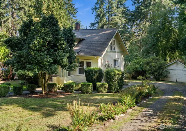 Photo 3 of Single family home for sale at 5432 New Sweden Ave Ne, Bainbridge Island, WA 98110 | MLS# NWM2586372 | Listing updated on 2026-10-01