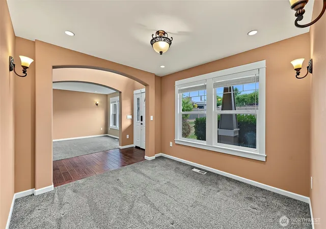 Photo 4 of Sale Pending at 11407 135th Street E, Puyallup, WA 98374 | MLS# NWM2586392 | Listing updated on 2026-09-30
