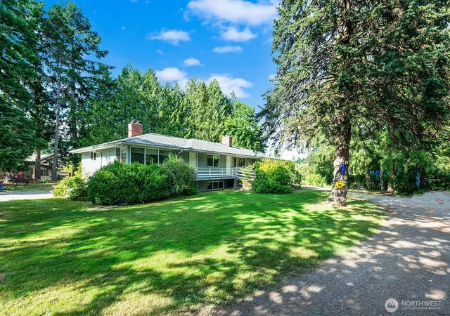 Photo 2 of Single family home for sale at 17416 97th Avenue Sw, Vashon, WA 98070 | MLS# NWM2586393 | Listing updated on 2026-09-24