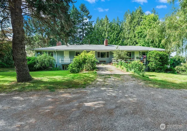 Photo 3 of Single family home for sale at 17416 97th Avenue Sw, Vashon, WA 98070 | MLS# NWM2586393 | Listing updated on 2026-09-24