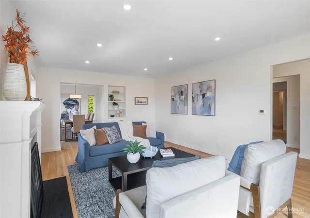 Photo 4 of Single family home for sale at 1908 29th Avenue W, Seattle, WA 98199 | MLS# NWM2586395 | Listing updated on 2026-10-01