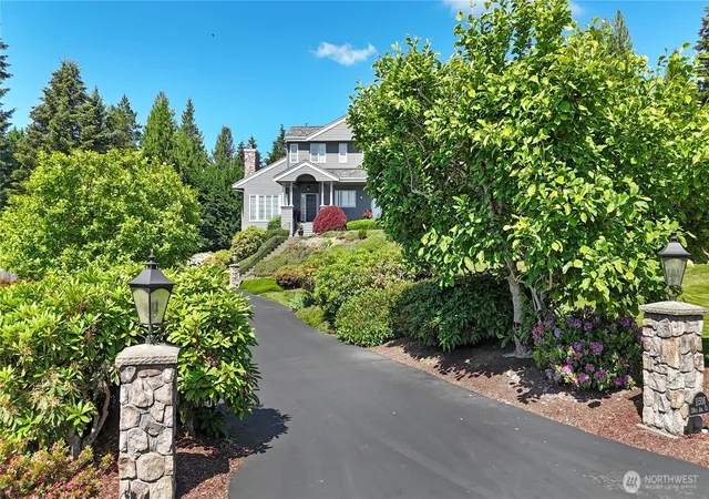 Photo 4 of Single family home for sale at 11506 134th Avenue Ct E, Puyallup, WA 98374 | MLS# NWM2586403 | Listing updated on 2026-09-24