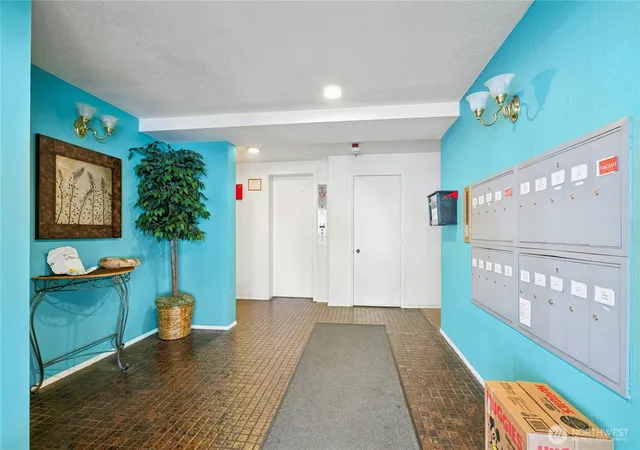 Photo 3 of Condo for sale at 9255 Greenwood Ave N #38, Seattle, WA 98103 | MLS# NWM2586407 | Listing updated on 2026-09-26