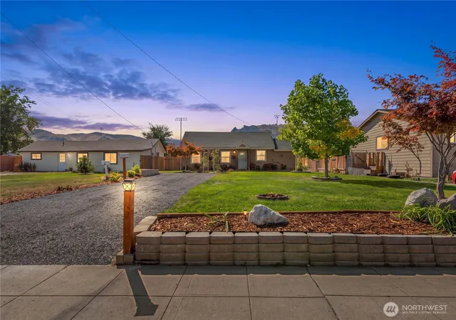 Photo 1 of Single family home for sale at 96 Fuller St, Wenatchee, WA 98801 | MLS# NWM2586415 | Listing updated on 2026-10-02