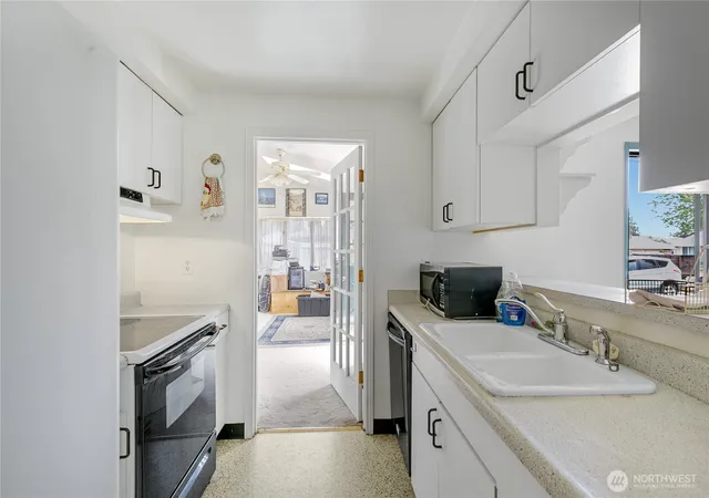 Photo 3 of Single family home for sale at 20911 78th Avenue W, Edmonds, WA 98026 | MLS# NWM2586421 | Listing updated on 2026-09-24