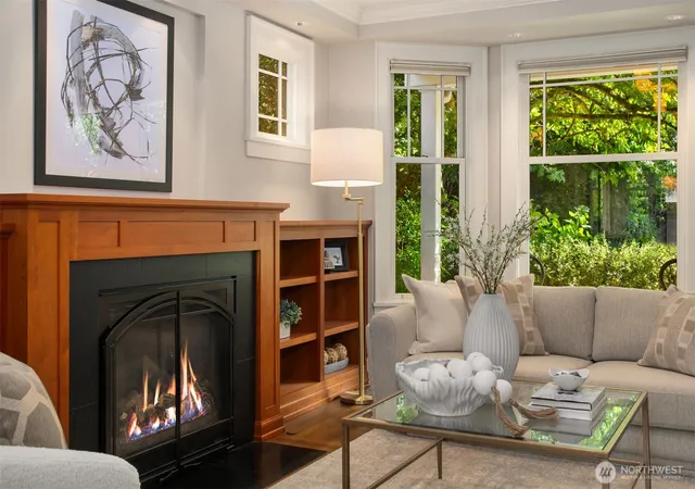 Photo 3 of Single family home for sale at 719 Belmont Pl E, Seattle, WA 98102 | MLS# NWM2586430 | Listing updated on 2026-09-28