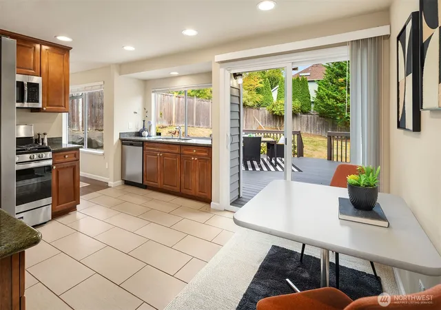 Photo 2 of Single family home for sale at 14432 86th Place Ne, Kirkland, WA 98034 | MLS# NWM2586453 | Listing updated on 2026-10-01