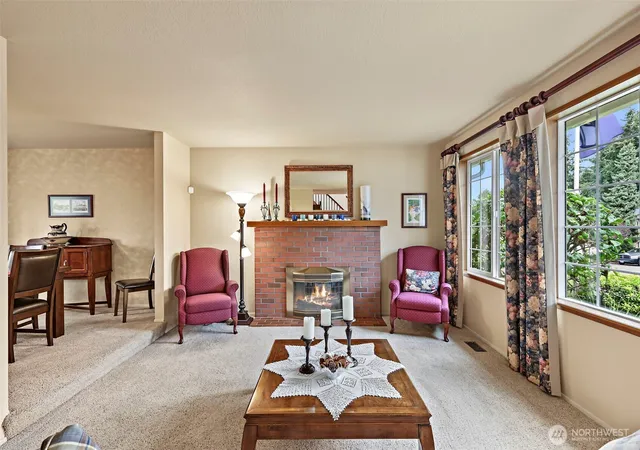 Photo 3 of Single family home for sale at 32229 11th Avenue SW, Federal Way, WA 98023 | MLS# NWM2586462 | Listing updated on 2026-09-30