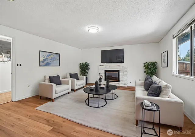 Photo 4 of Single family home for sale at 17720 Southeast 261st, Covington, WA 98042 | MLS# NWM2586465 | Listing updated on 2026-09-24
