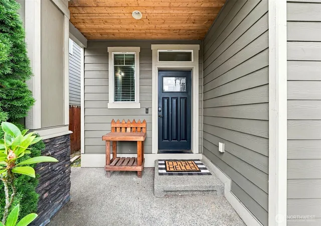 Photo 2 of Single family home for sale at 12906 114th Avenue Ct E, Puyallup, WA 98374 | MLS# NWM2586466 | Listing updated on 2026-10-01