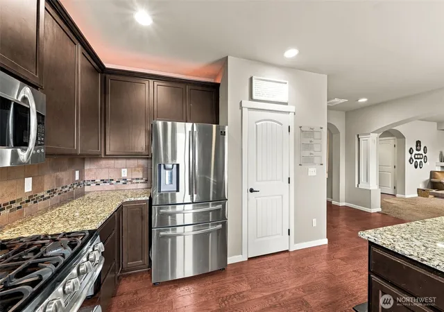 Photo 4 of Single family home for sale at 12906 114th Avenue Ct E, Puyallup, WA 98374 | MLS# NWM2586466 | Listing updated on 2026-10-01