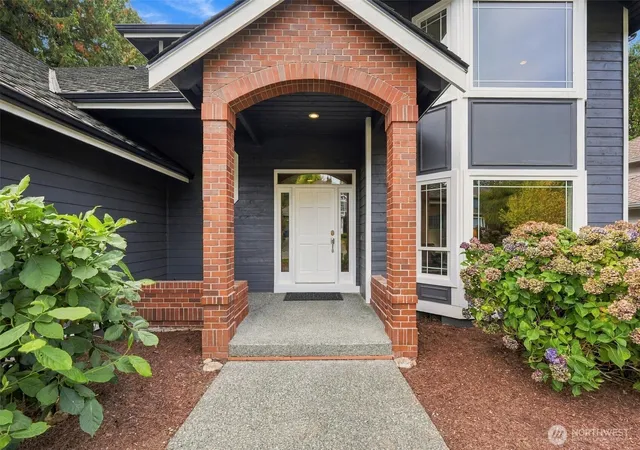 Photo 2 of Single family home for sale at 1803 229th Avenue Ne, Sammamish, WA 98074 | MLS# NWM2586468 | Listing updated on 2026-09-30