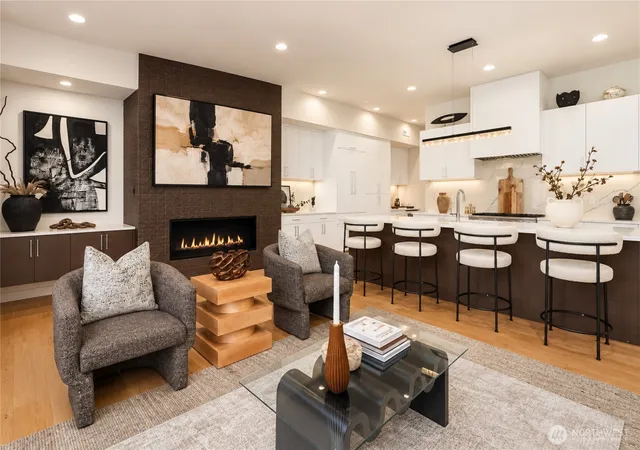 Photo 2 of Townhouse for sale at 298 118th Avenue Se, Bellevue, WA 98005 | MLS# NWM2586481 | Listing updated on 2026-10-02