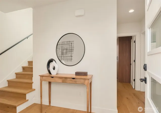 Photo 3 of Sale Pending at 3513 Sw Austin St, Seattle, WA 98126 | MLS# NWM2586482 | Listing updated on 2026-09-26