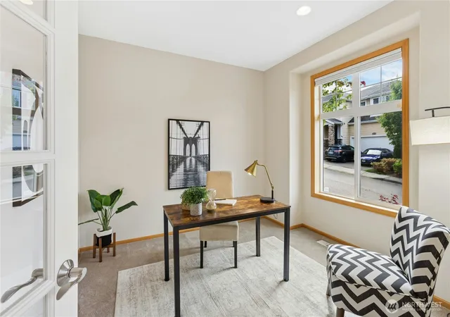 Photo 4 of Single family home for sale at 1118 S 36 Street, Renton, WA 98055 | MLS# NWM2586485 | Listing updated on 2026-10-01