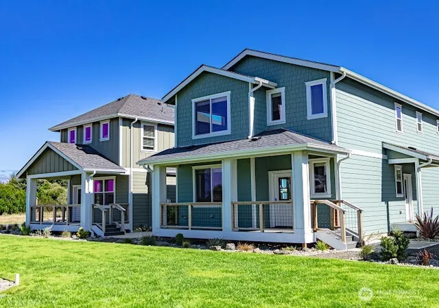 Photo 1 of Single family home for sale at 425 Elderberry Ln Sw, Ocean Shores, WA 98569 | MLS# NWM2586489 | Listing updated on 2026-10-14