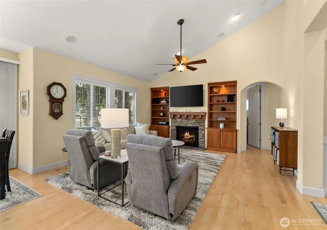 Photo 3 of Single family home for sale at 4527 Prestwick Ln SE, Olympia, WA 98513 | MLS# NWM2586490 | Listing updated on 2026-09-30