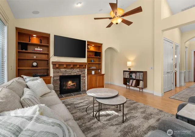 Photo 4 of Single family home for sale at 4527 Prestwick Ln SE, Olympia, WA 98513 | MLS# NWM2586490 | Listing updated on 2026-09-30