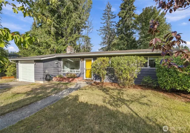 Photo 25 of Single family home for sale at 22221 92nd Avenue W, Edmonds, WA 98020 | MLS# NWM2586497 | Listing updated on 2026-10-09