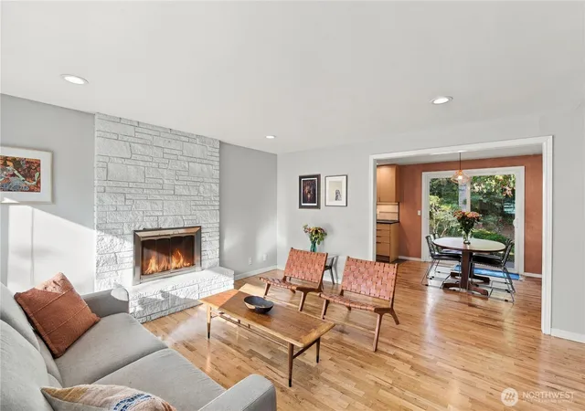 Photo 3 of Single family home for sale at 22221 92nd Avenue W, Edmonds, WA 98020 | MLS# NWM2586497 | Listing updated on 2026-10-01
