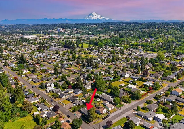 Photo 3 of Single family home for sale at 1512 5th Avenue Sw, Puyallup, WA 98371 | MLS# NWM2586508 | Listing updated on 2026-09-24
