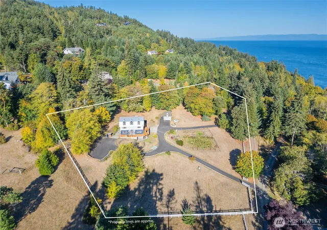 Photo 2 of Single family home for sale at 253 Seagull Dr, Port Angeles, WA 98363 | MLS# NWM2586511 | Listing updated on 2026-09-24