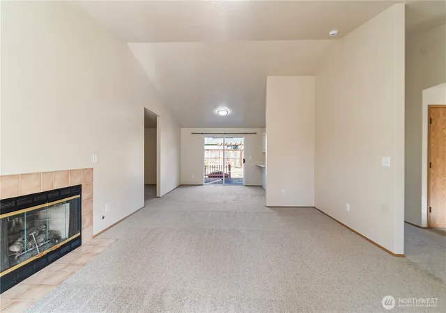 Photo 2 of Single family home for sale at 1102 Scarlet Oaks Dr Se, Lacey, WA 98503 | MLS# NWM2586513 | Listing updated on 2026-09-28