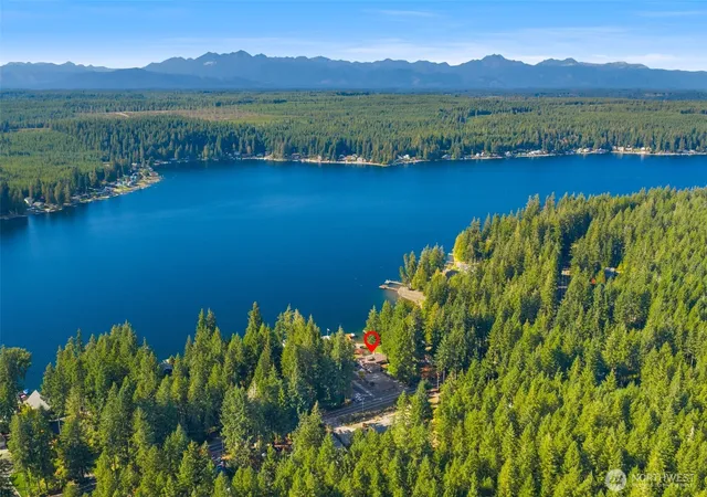 Photo 3 of Single family home for sale at 721 E Mason Lake Dr, Grapeview, WA 98546 | MLS# NWM2586517 | Listing updated on 2026-10-01