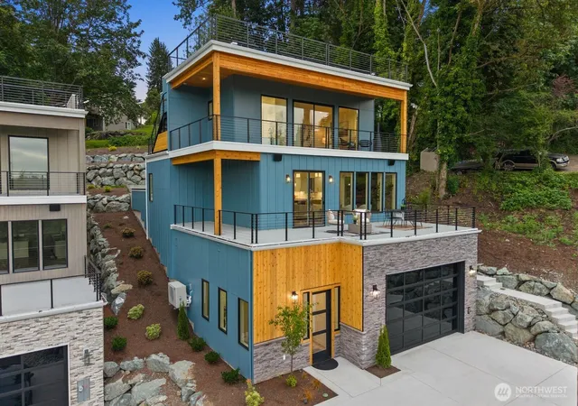 Photo 3 of Single family home for sale at 10719 Lake View Dr, Lake Stevens, WA 98258 | MLS# NWM2586531 | Listing updated on 2026-10-01