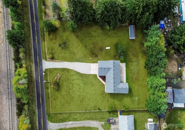 Photo 2 of Single family home for sale at 4520 Offut Lake Rd Se, Tenino, WA 98589 | MLS# NWM2586537 | Listing updated on 2026-09-26