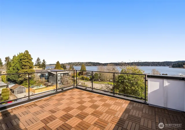 Townhouse for sale at 4408 A 50th Ave S, Seattle, WA 98118 | MLS# NWM2586543