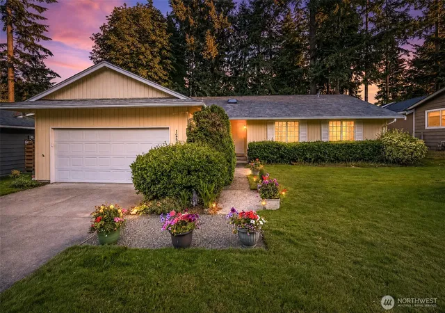 Photo 1 of Single family home for sale at 12509 Ne 138th Place, Kirkland, WA 98034 | MLS# NWM2586550 | Listing updated on 2026-09-30