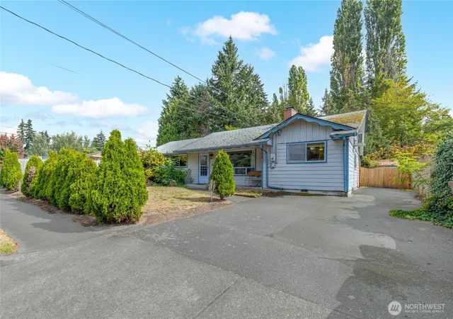 Photo 2 of Sale Pending at 9207 Yakima Ave S, Tacoma, WA 98444 | MLS# NWM2586559 | Listing updated on 2026-09-28