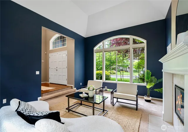 Photo 4 of Single family home for sale at 2110 216th Place NE, Sammamish, WA 98074 | MLS# NWM2586560 | Listing updated on 2026-09-25
