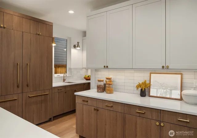Photo 4 of Single family home for sale at 13662 NE 101st Street, Kirkland, WA 98033 | MLS# NWM2586569 | Listing updated on 2026-10-01