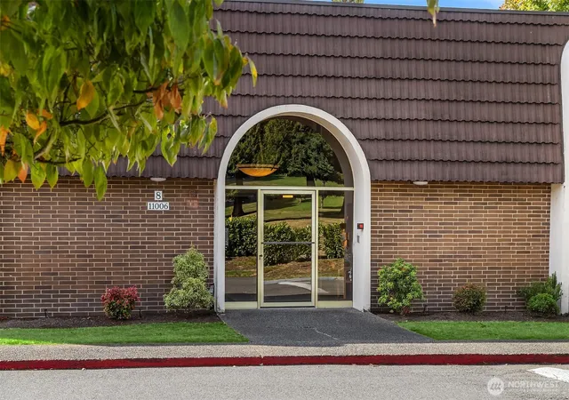 Photo 1 of Condo for sale at 11006 Ne 68th Street #811, Kirkland, WA 98033 | MLS# NWM2586575 | Listing updated on 2026-09-24