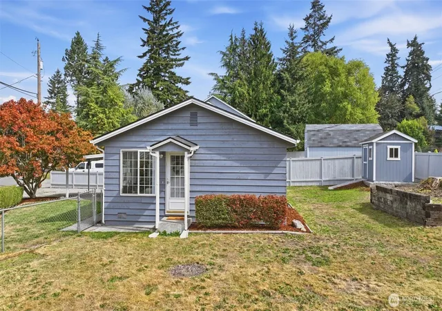 Photo 1 of Single family home for sale at 21737 Se 263rd Place, Maple Valley, WA 98038 | MLS# NWM2586584 | Listing updated on 2026-09-28