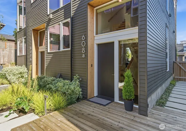 Photo 2 of Townhouse for sale at 608 18th Avenue E #A, Seattle, WA 98112 | MLS# NWM2586597 | Listing updated on 2026-10-01