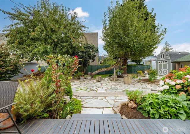 Photo 3 of Single family home for sale at 1612 Cleveland Ave, Mount Vernon, WA 98273 | MLS# NWM2586605 | Listing updated on 2026-09-30