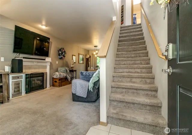 Photo 2 of Single family home for sale at 2701 19th Place Sw, Puyallup, WA 98373 | MLS# NWM2586629 | Listing updated on 2026-09-27