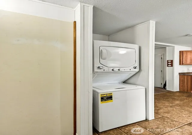 Photo 3 of Manufactured home for sale at 2500 S 370th Street #132, Federal Way, WA 98003 | MLS# NWM2586636 | Listing updated on 2026-09-29