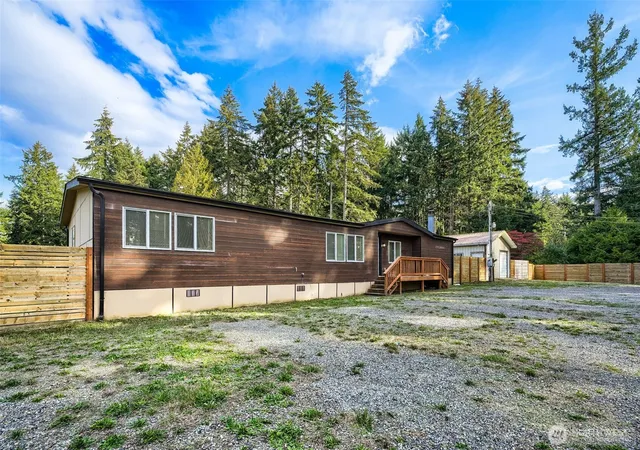 Photo 2 of Manufactured home for sale at 5013 80th Street E, Tacoma, WA 98443 | MLS# NWM2586638 | Listing updated on 2026-09-26