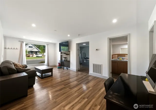 Photo 3 of Single family home for sale at 610 Bryant Ave, Walla Walla, WA 99362 | MLS# NWM2586648 | Listing updated on 2026-09-28