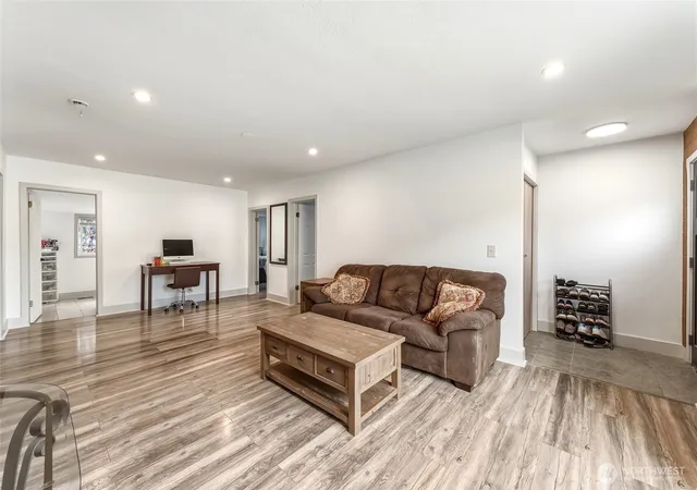 Photo 3 of Single family home for sale at 610 Bryant Ave, Walla Walla, WA 99362 | MLS# NWM2586648 | Listing updated on 2026-09-28