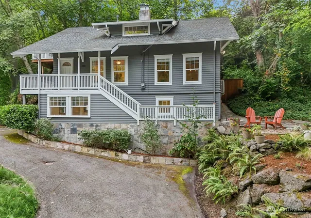 Single family home for sale at 2106 Fairmount Ave SW, Seattle, WA 98126 | MLS# NWM2586650