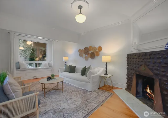 Photo 4 of Single family home for sale at 2106 Fairmount Ave SW, Seattle, WA 98126 | MLS# NWM2586650 | Listing updated on 2026-09-30