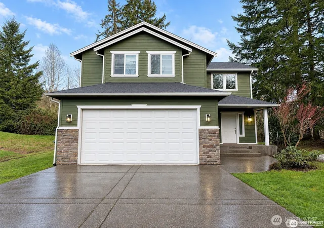 Photo 1 of Sale Pending at 4158 Se Fairway Cir, Port Orchard, WA 98367 | MLS# NWM2586651 | Listing updated on 2026-09-24